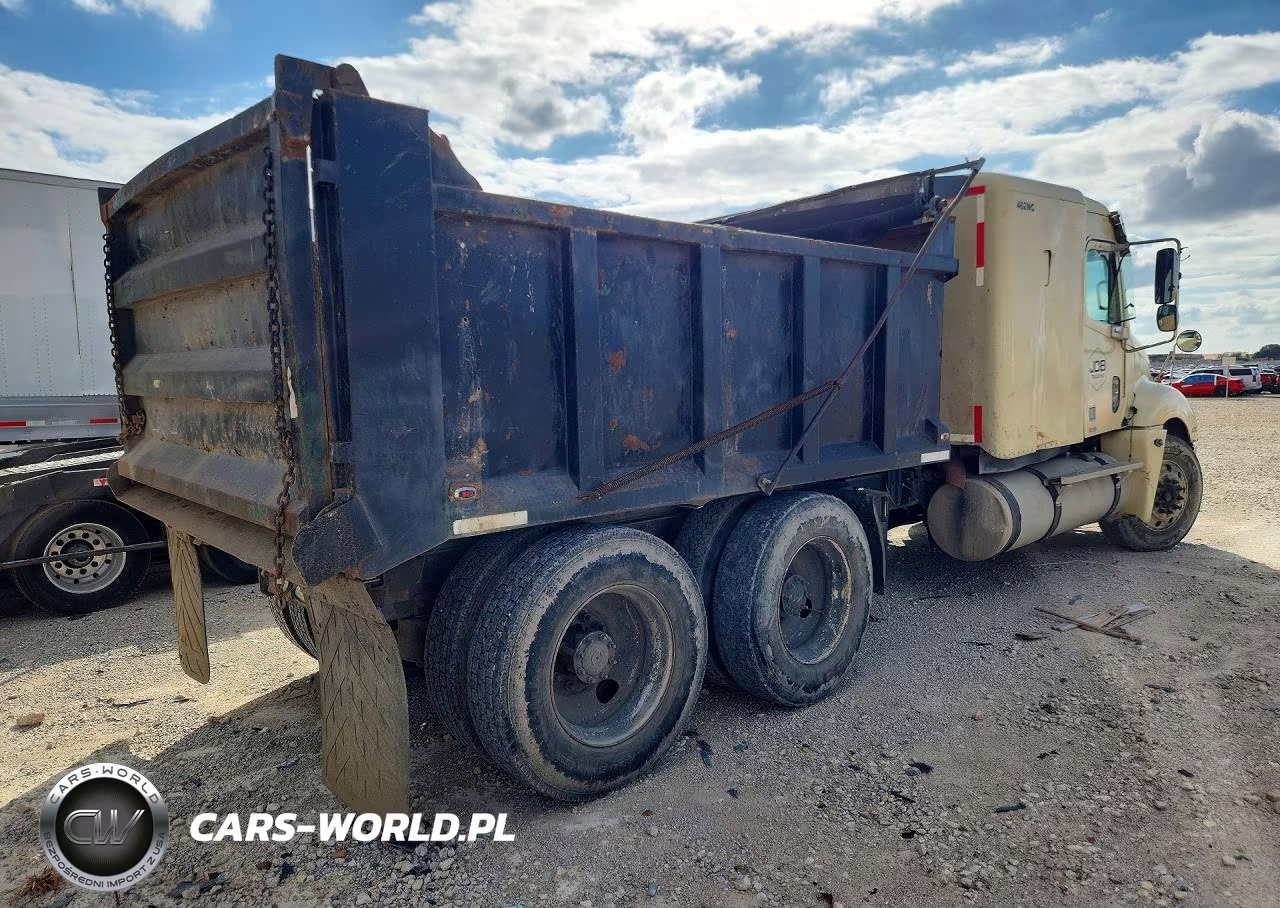 2005 Freightliner Columbia 120 Dump Truck VIN:1FUJA6CK15LN29909 - 3