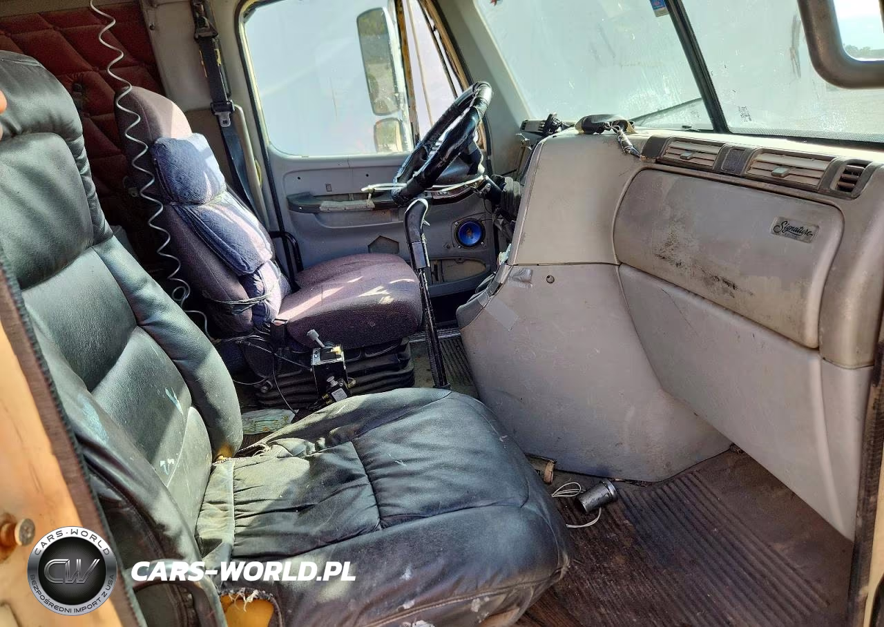2005 Freightliner Columbia 120 Dump Truck VIN:1FUJA6CK15LN29909 - 7