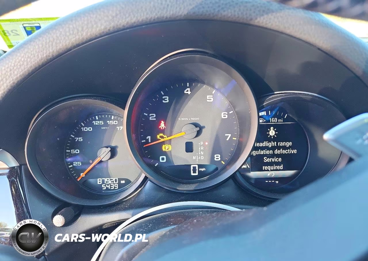 2020 Porsche Macan VIN:WP1AA2A53LLB12462 - 9