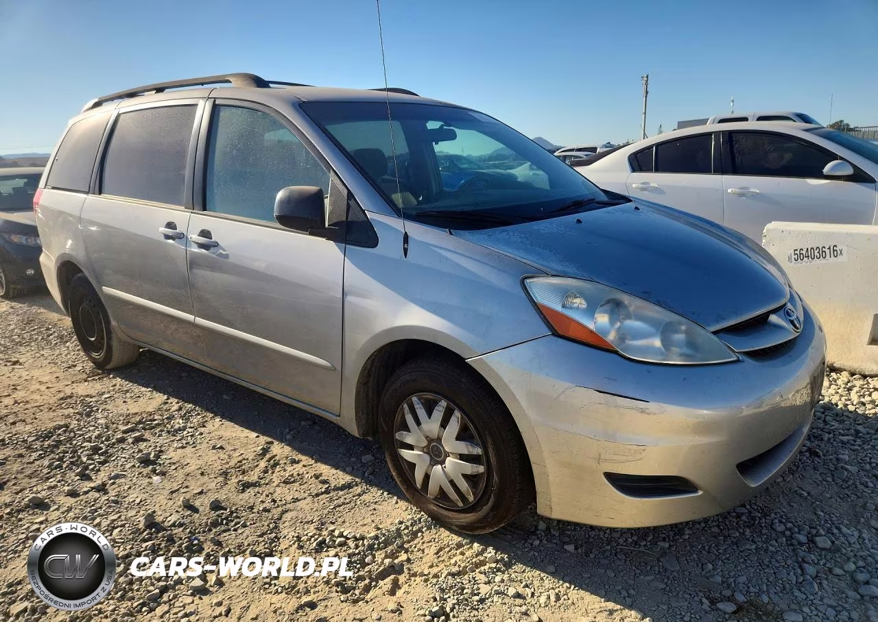 2008 Toyota Sienna Le 7-Passenger VIN:5TDZK23C98S107138 - 4