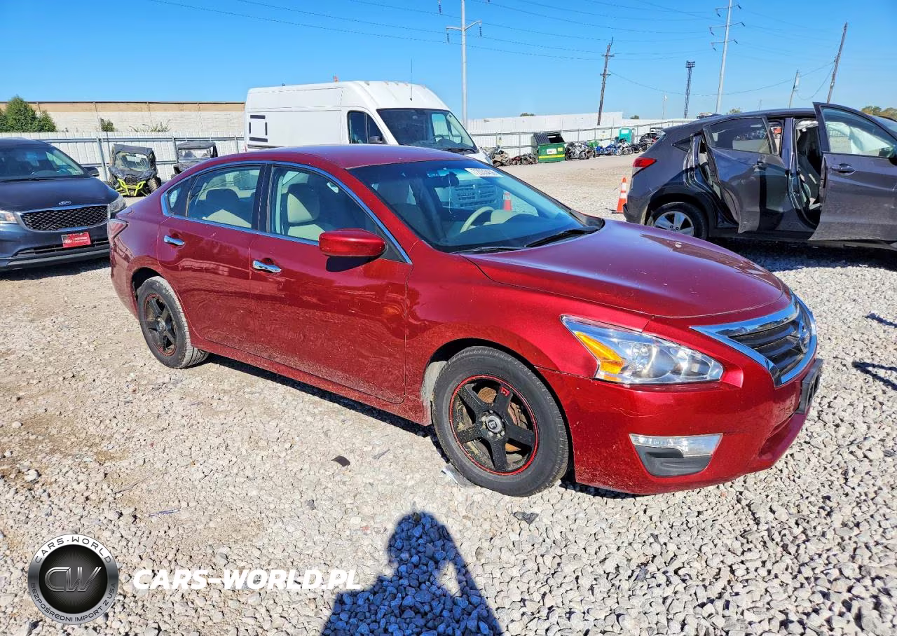 2014 Nissan Altima 2.5 S VIN:1N4AL3AP5EC104911 - 4