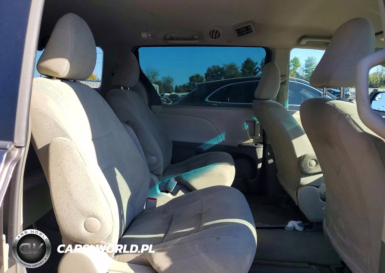 2015 Toyota Sienna L 7-Passenger VIN:5TDZK3DC0FS596157 - 11