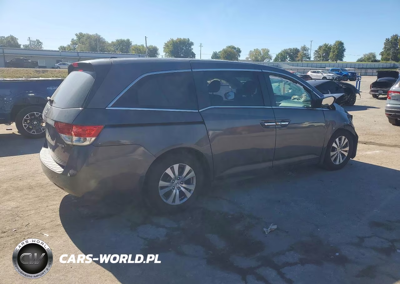 2016 Honda Odyssey Se VIN:5FNRL5H34GB025635 - 3
