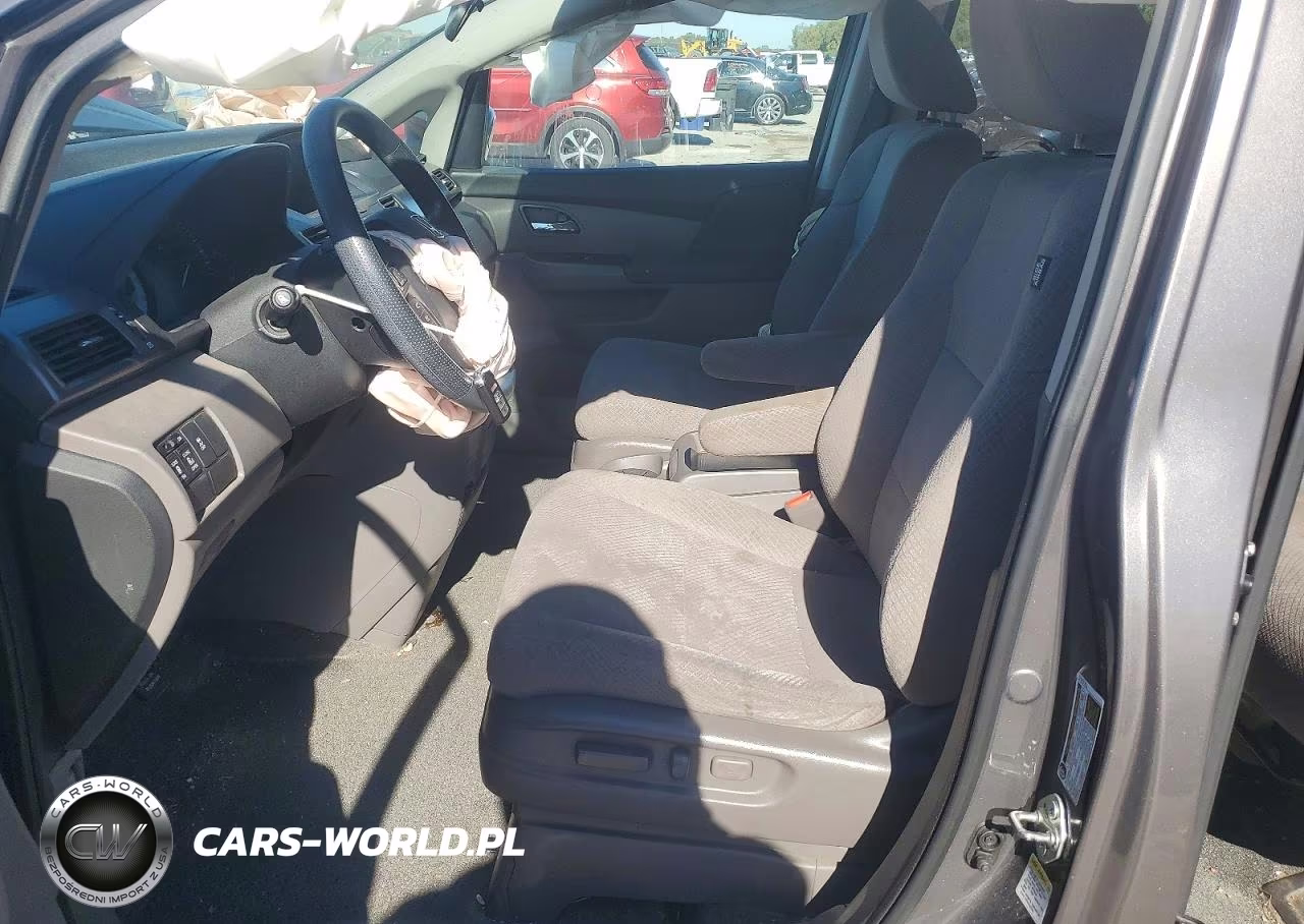 2016 Honda Odyssey Se VIN:5FNRL5H34GB025635 - 7