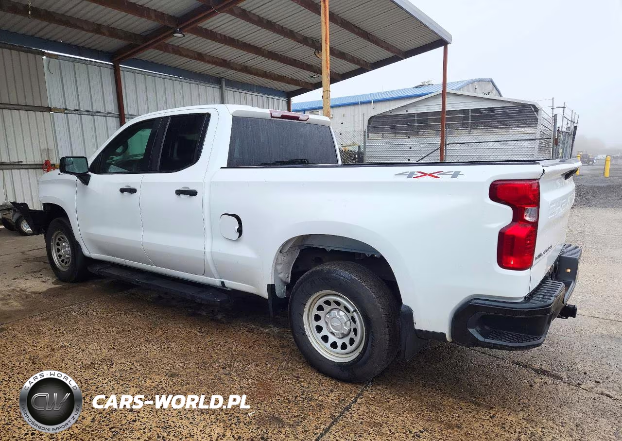 2020 Chevrolet Silverado K1500 VIN:1GCRYAEHXLZ350207 - 2