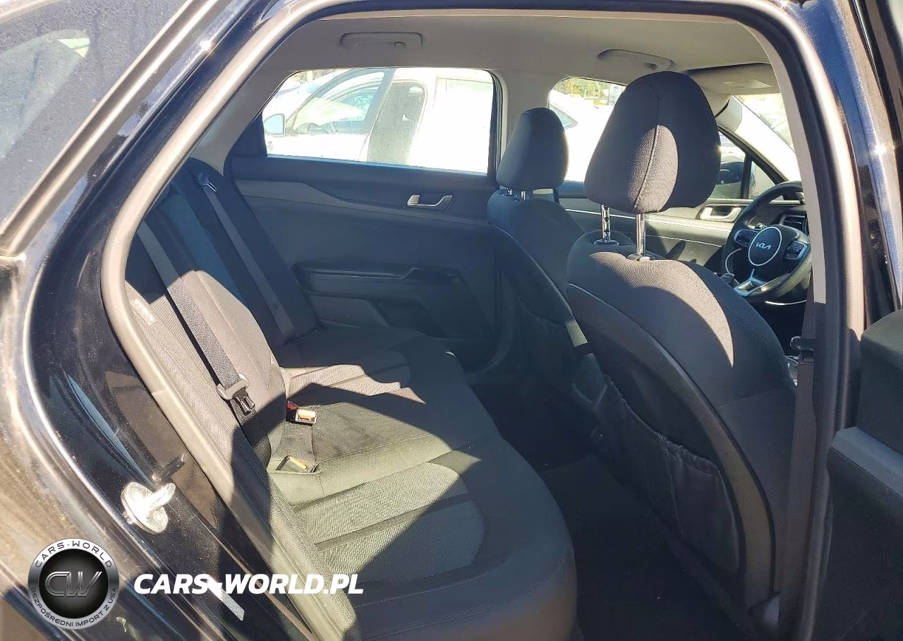 2023 Kia K5 Lxs VIN:5XXG14J23PG196110 - 10