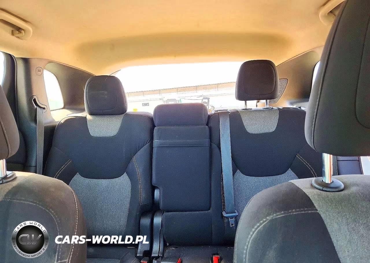 2016 Jeep Cherokee Sport VIN:1C4PJMAB3GW157225 - 10