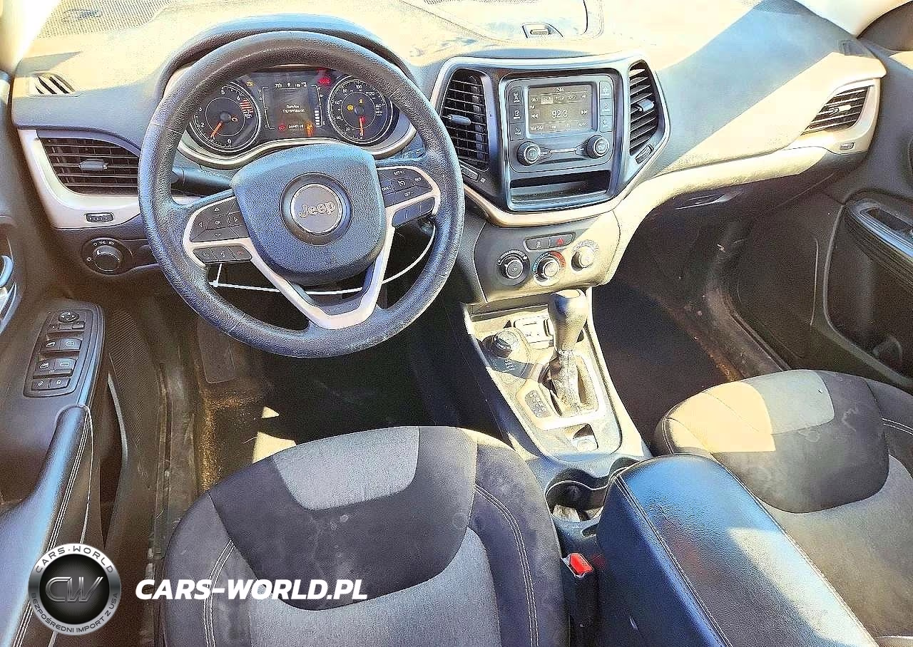 2016 Jeep Cherokee Sport VIN:1C4PJMAB3GW157225 - 8