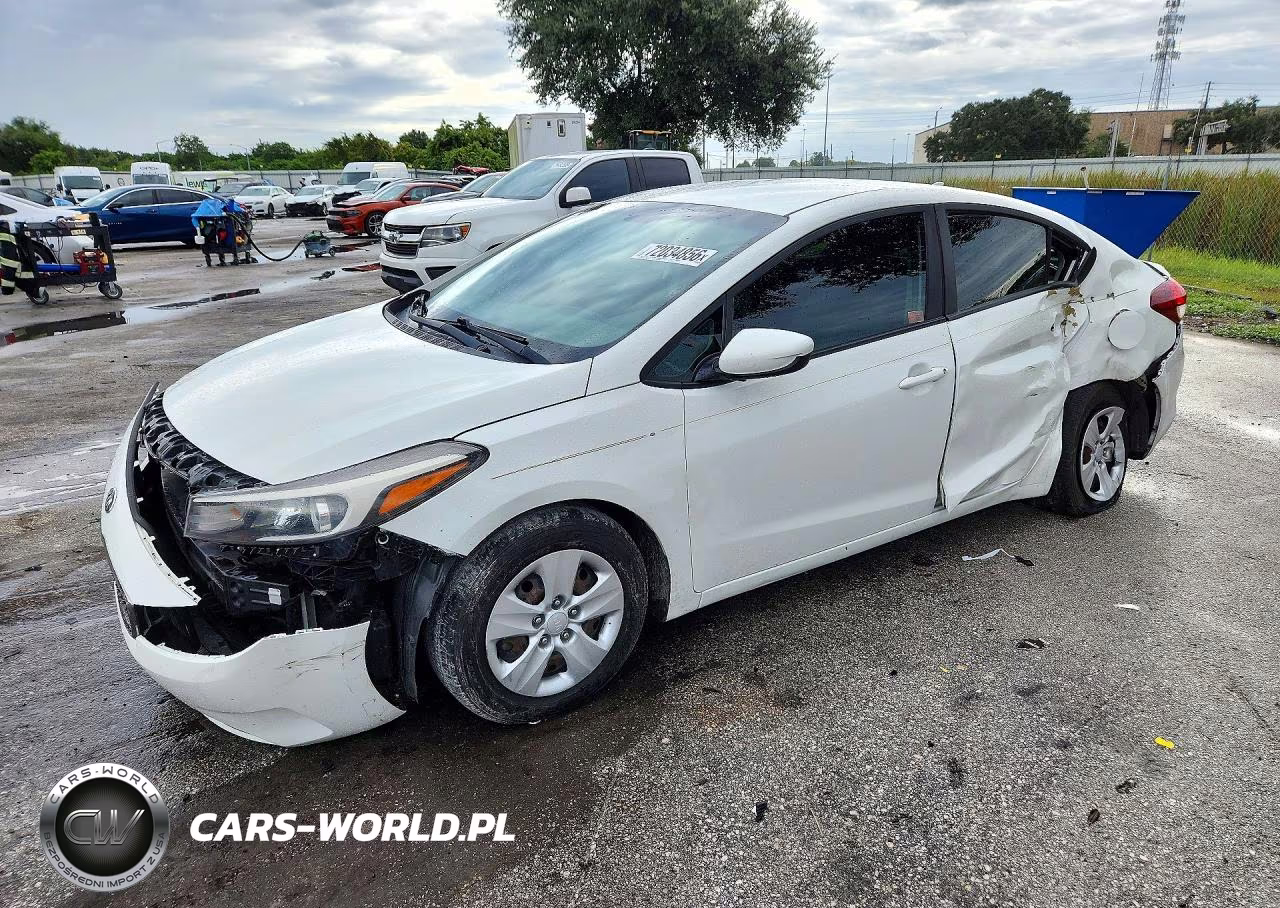 2017 Kia Forte Lx VIN:3KPFK4A7XHE082572 - 1