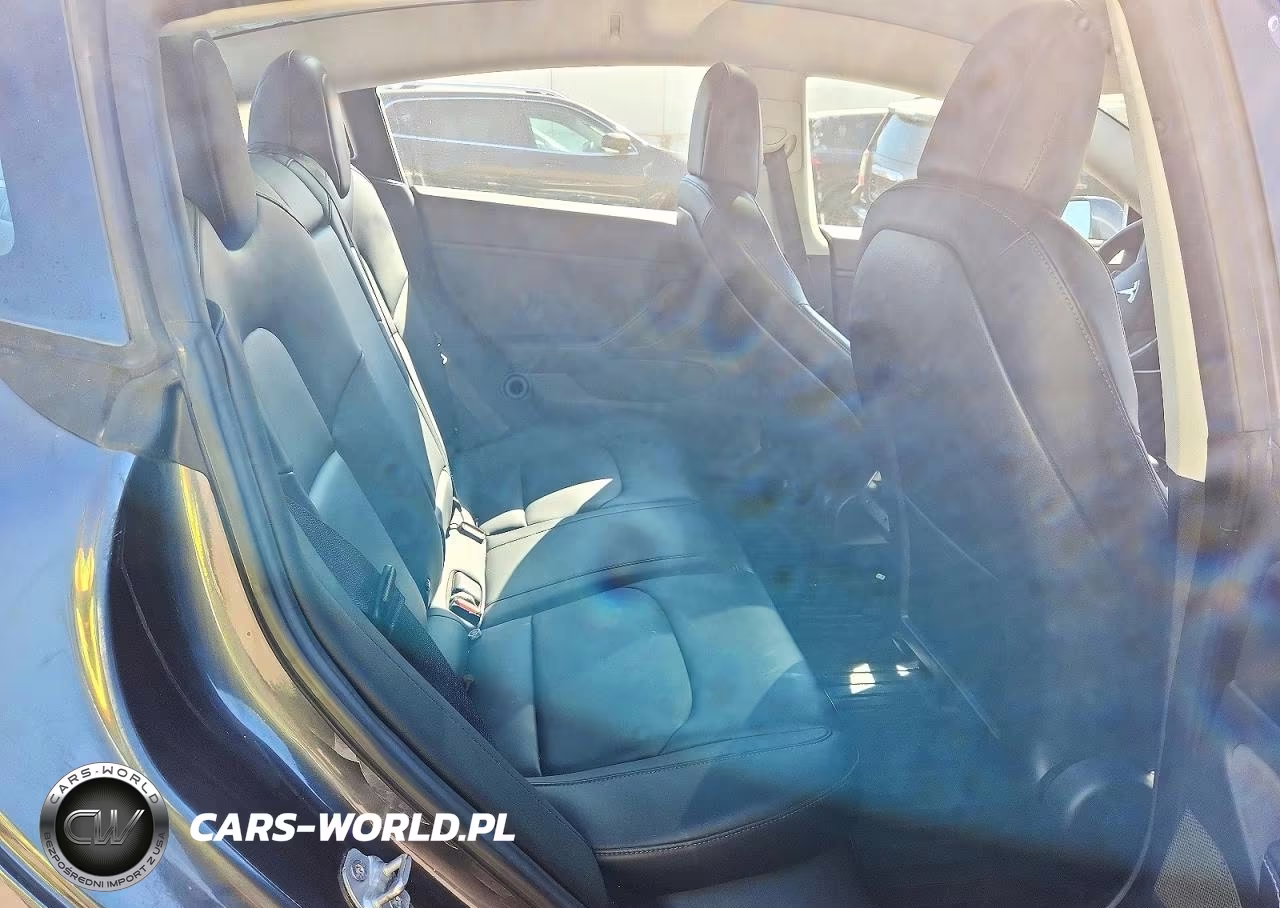2018 Tesla Model 3 VIN:5YJ3E1EA9JF020031 - 10