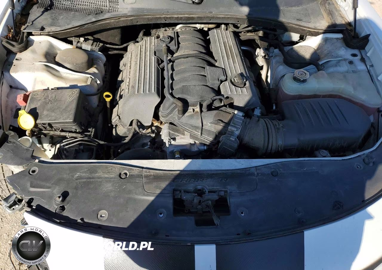 2019 Dodge Charger Scat Pack VIN:2C3CDXGJ2KH718323 - 11