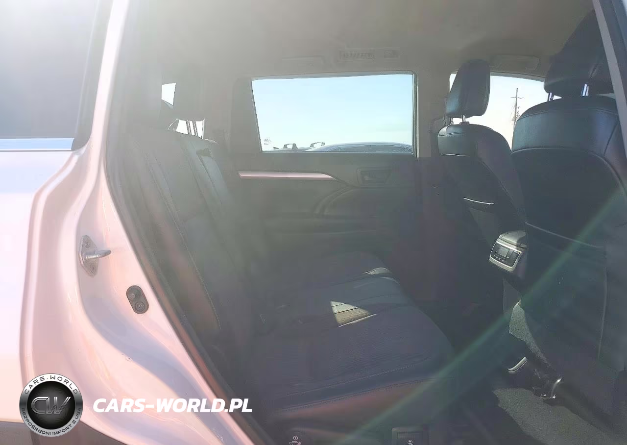 2017 Toyota Highlander Le Plus VIN:5TDZZRFH6HS209380 - 11