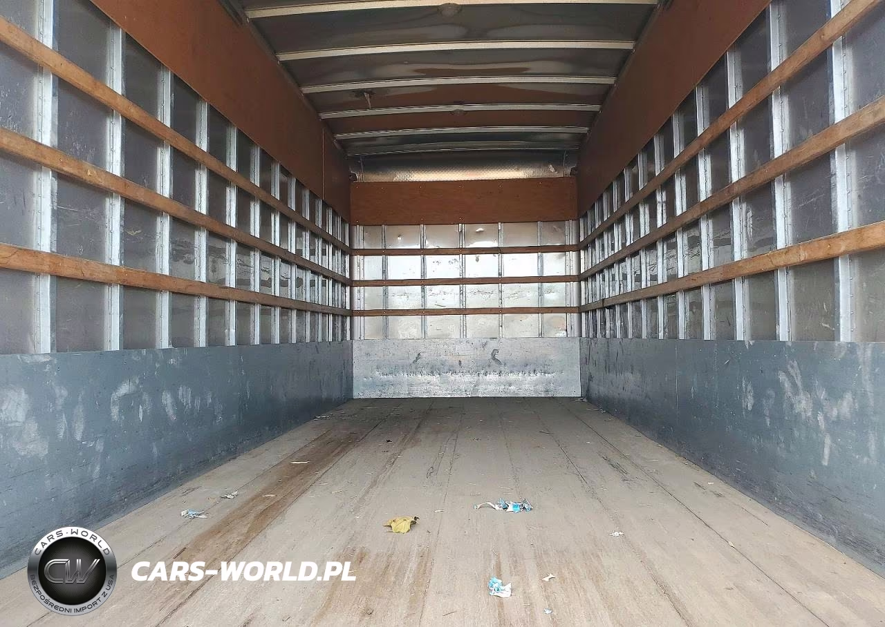 2017 Hino 195 Box Truck VIN:JHHSDM2H4HK005318 - 10