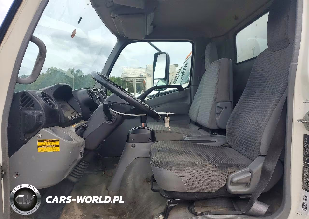 2017 Hino 195 Box Truck VIN:JHHSDM2H4HK005318 - 7