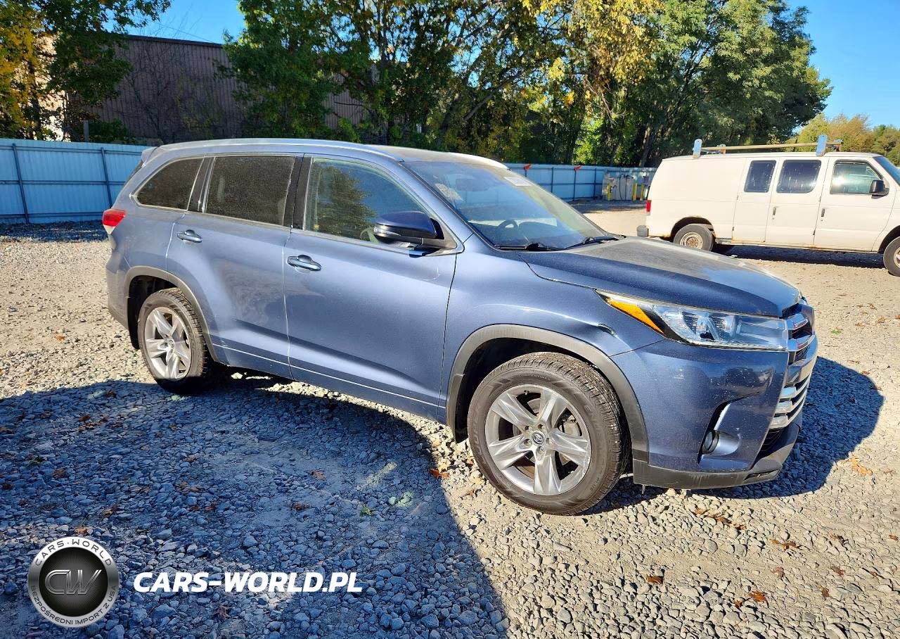 2018 Toyota Highlander Limited VIN:5TDDZRFH9JS487674 - 4