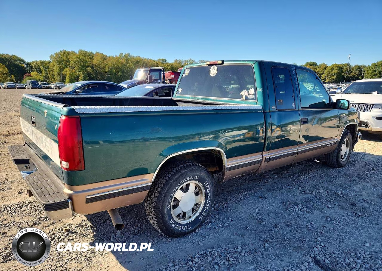 1997 Chevrolet Silverado VIN:2GCEC19R2V1293688 - 3