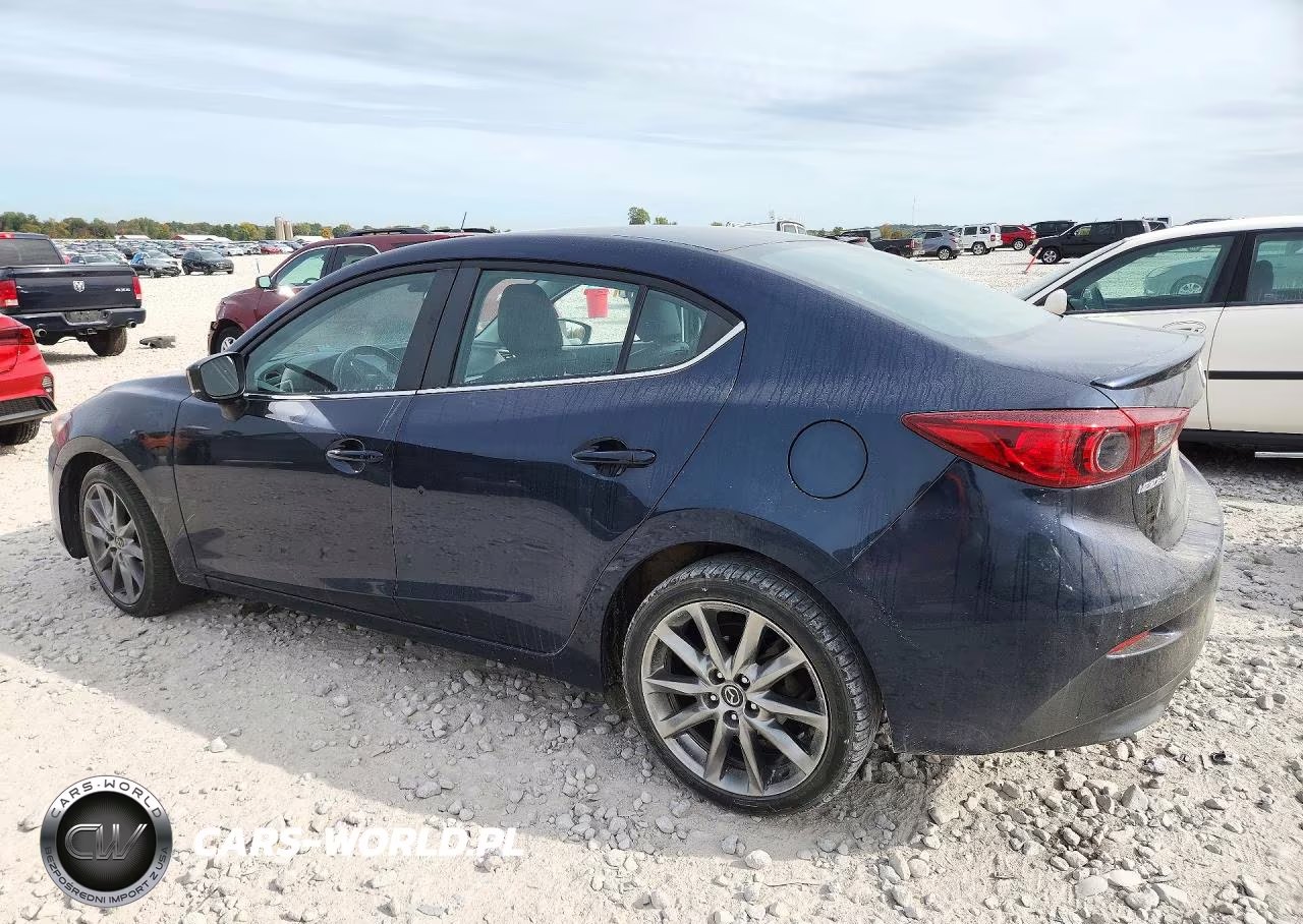 2018 Mazda 3 Touring VIN:3MZBN1V31JM254993 - 2