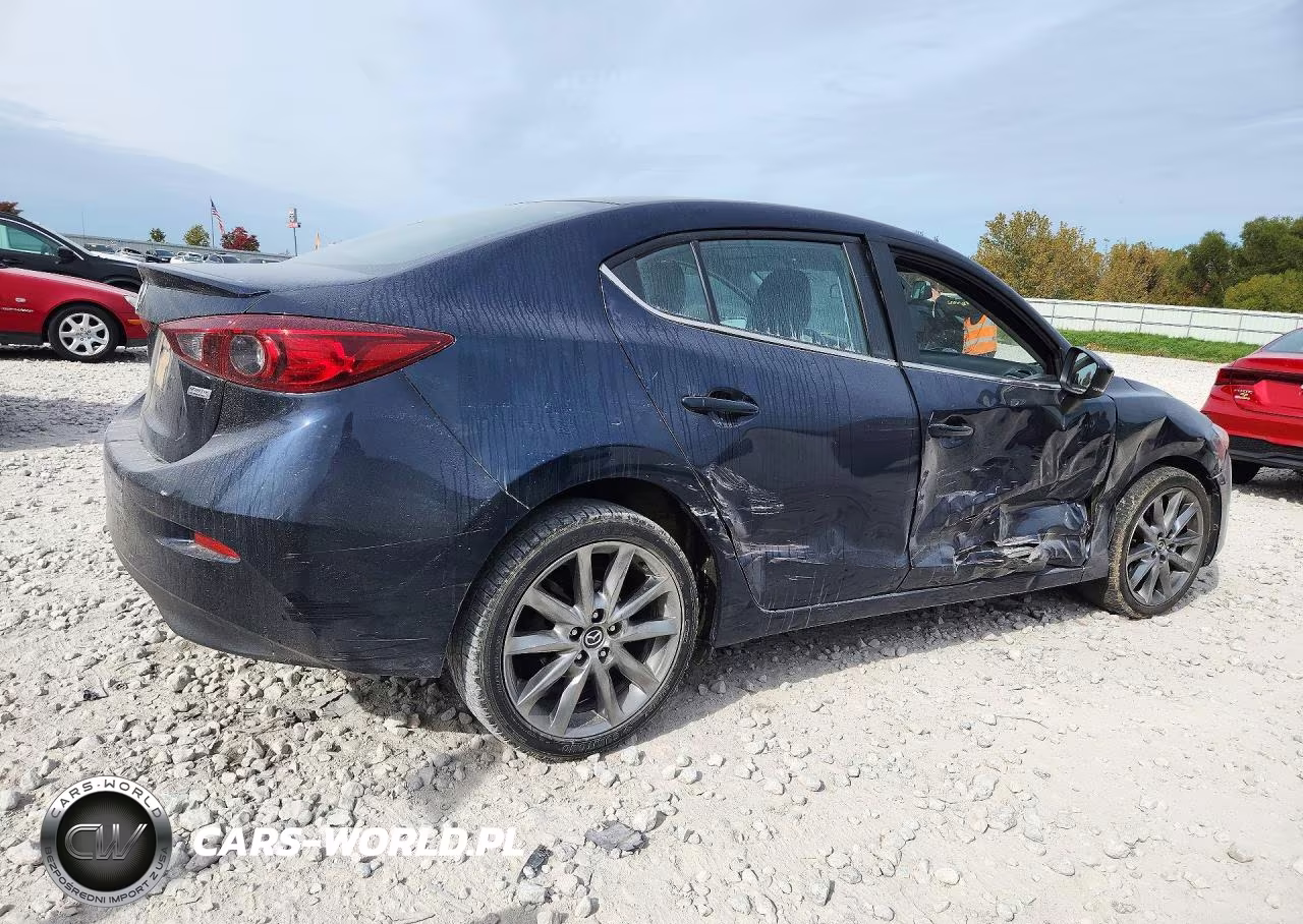 2018 Mazda 3 Touring VIN:3MZBN1V31JM254993 - 3