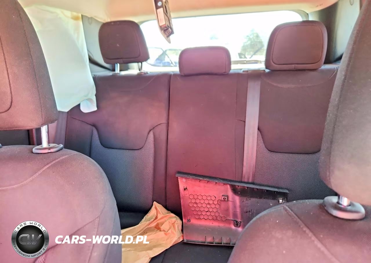 2019 Jeep Renegade Sport VIN:ZACNJAAB9KPK66121 - 10