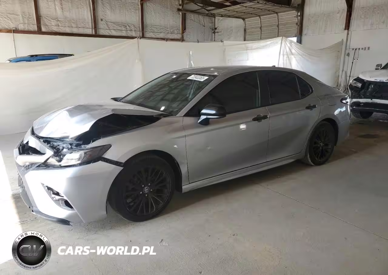 2020 Toyota Camry Se