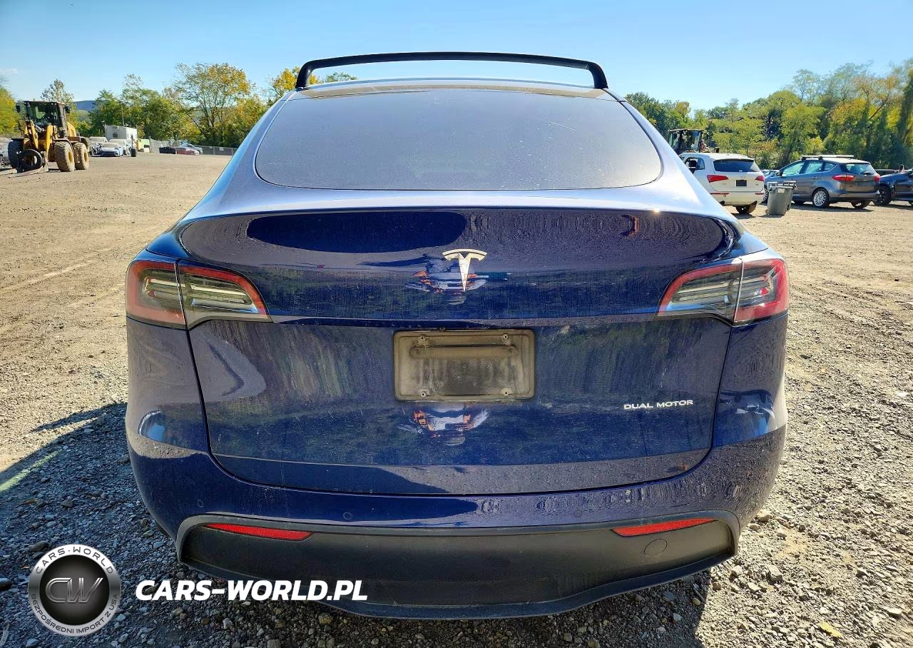 2021 Tesla Model Y VIN:5YJYGAEE1MF148142 - 6