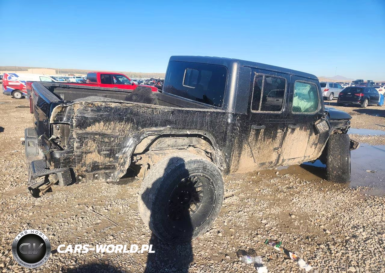 2020 Jeep Gladiator Sport VIN:1C6HJTAG7LL129750 - 3
