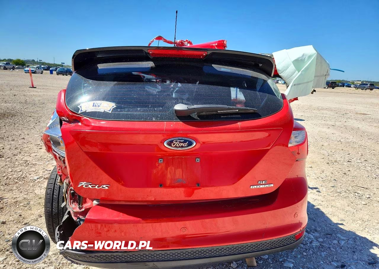 2014 Ford Focus Se VIN:1FADP3K28EL270473 - 6