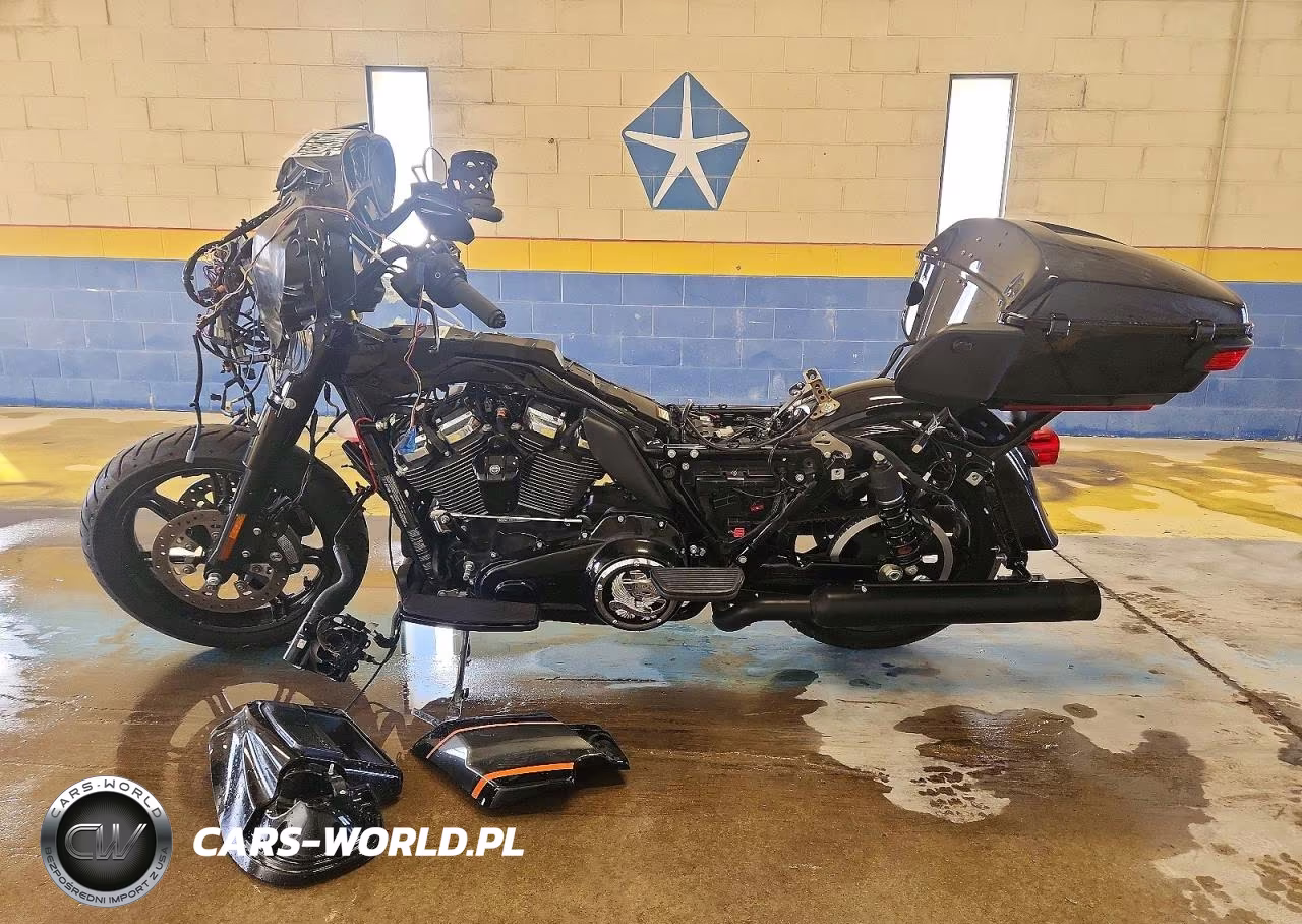 2022 Harley-Davidson Flhtk VIN:1HD1KEF12NB673104 - 3
