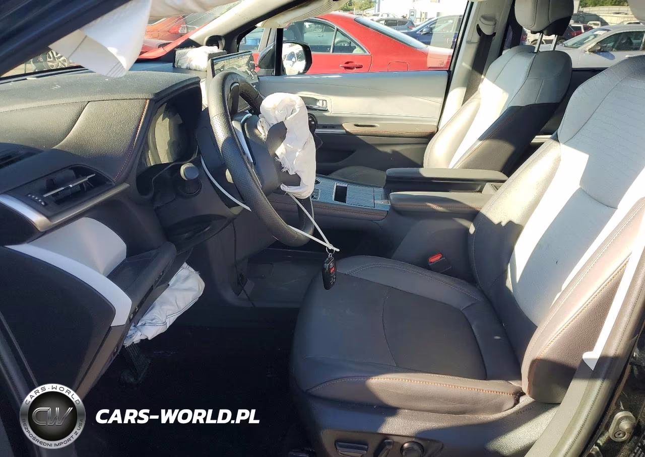 2024 Toyota Sienna Xse VIN:5TDDSKFC1RS145745 - 7