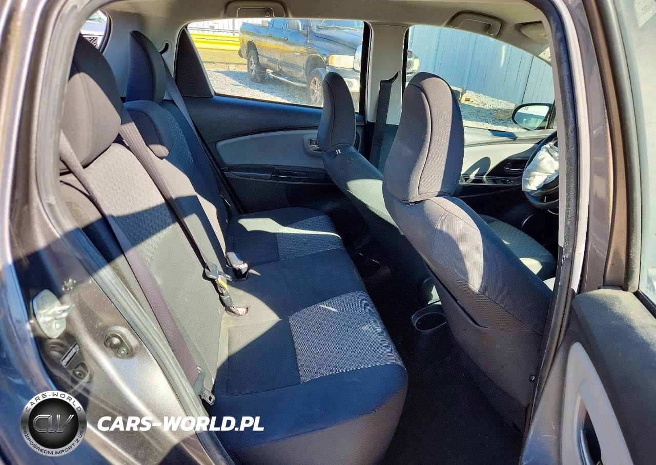 2015 Toyota Yaris 5-Door Le VIN:VNKKTUD32FA021194 - 10