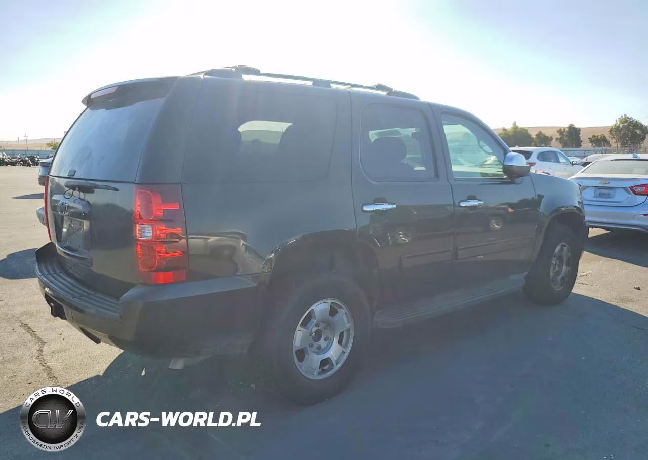 2011 Chevrolet Tahoe C1500 Ls VIN:1GNSCAE08BR353560 - 3