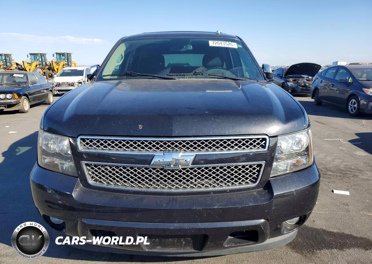 2011 Chevrolet Tahoe C1500 Ls VIN:1GNSCAE08BR353560 - 5