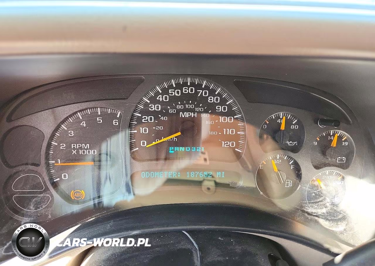 2003 Chevrolet Silverado C1500 VIN:2GCEC19V531329142 - 9