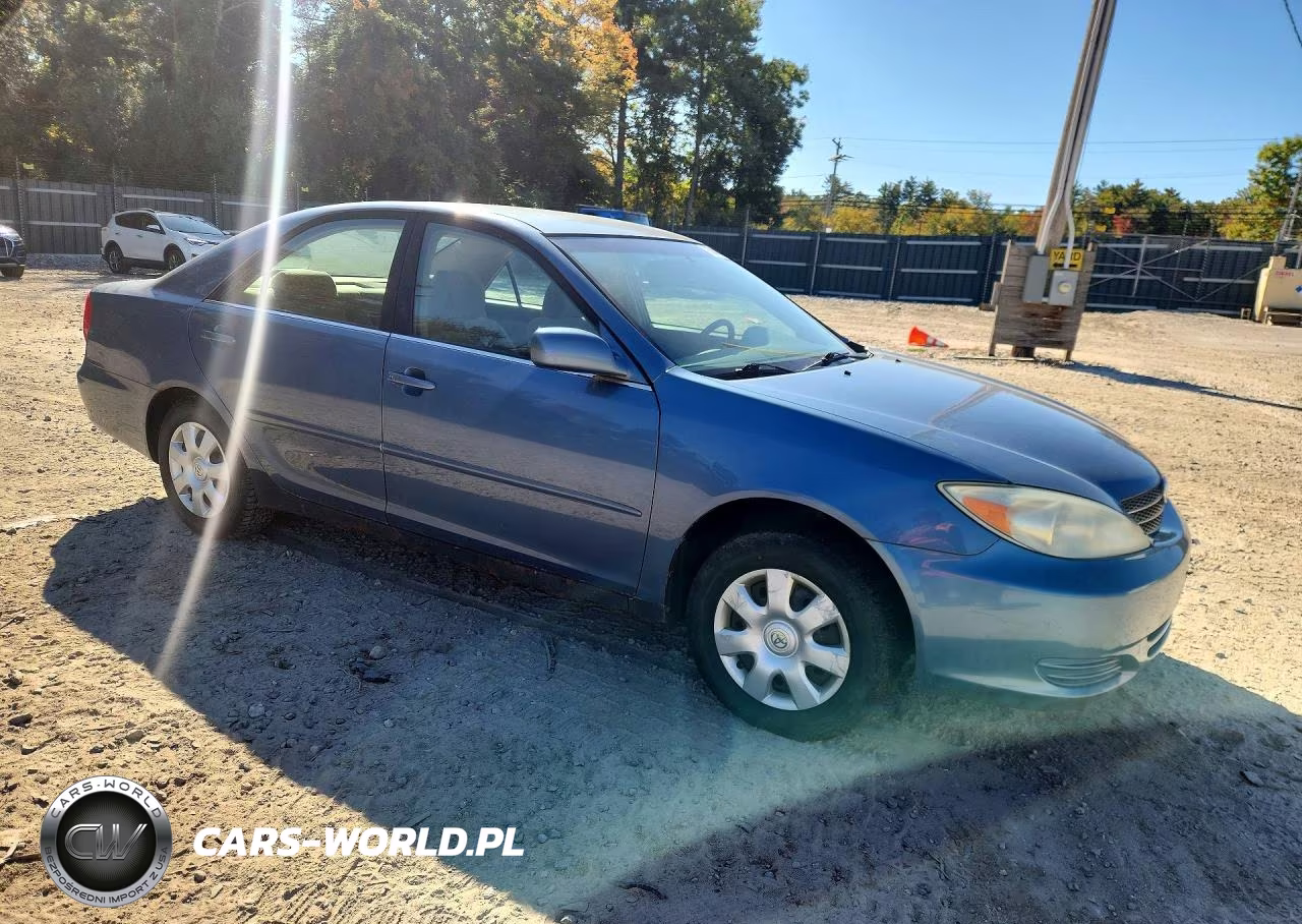 2004 Toyota Camry Le VIN:4T1BE32KX4U832160 - 4