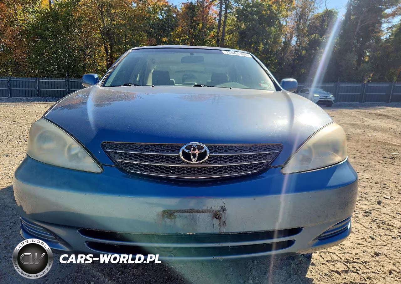 2004 Toyota Camry Le VIN:4T1BE32KX4U832160 - 5