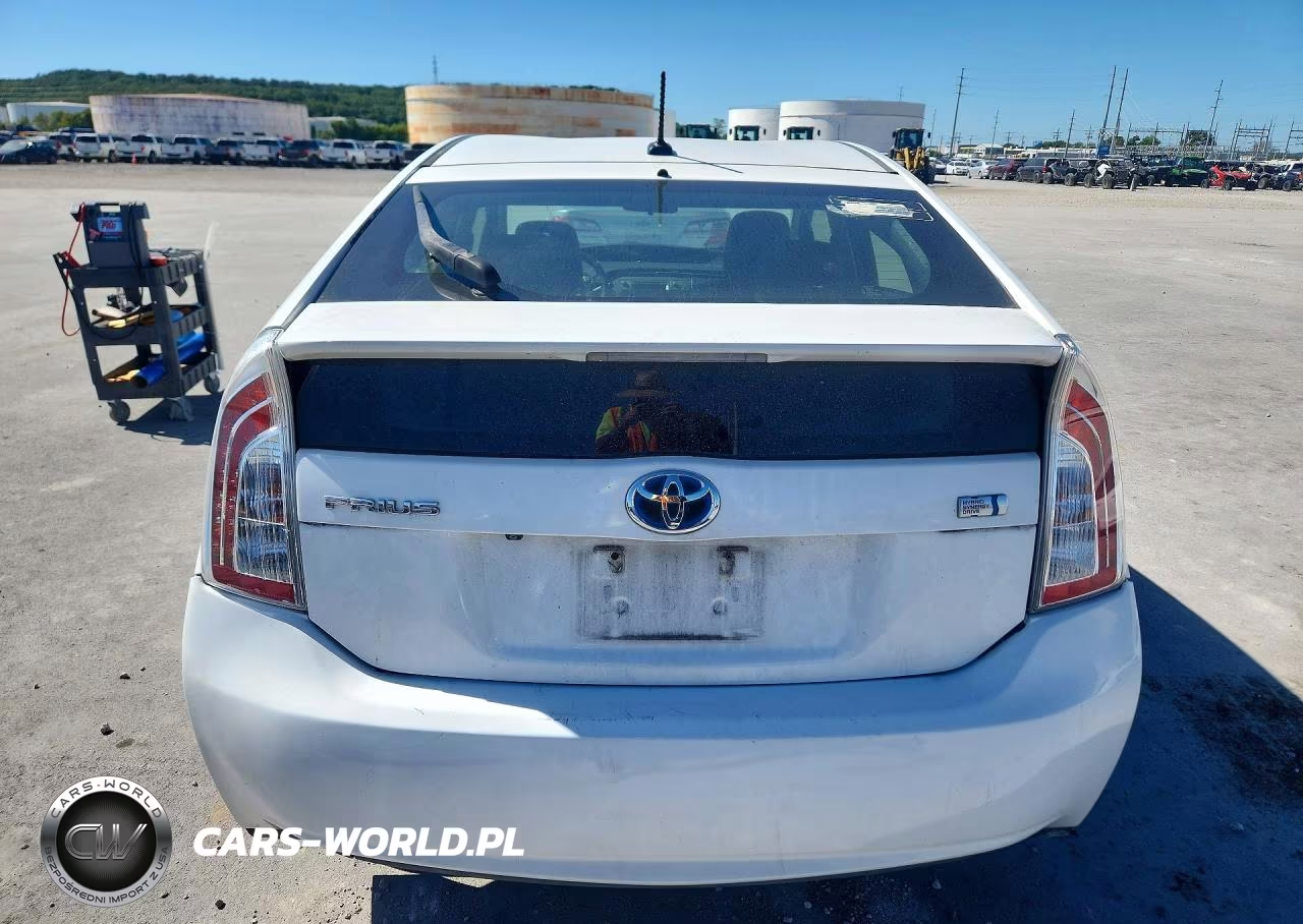 2012 Toyota Prius Three VIN:JTDKN3DU3C5448961 - 6
