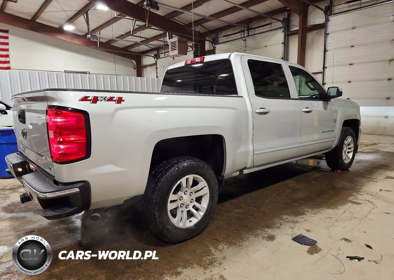 2018 Chevrolet Silverado K1500 Lt VIN:3GCUKREC2JG147453 - 3
