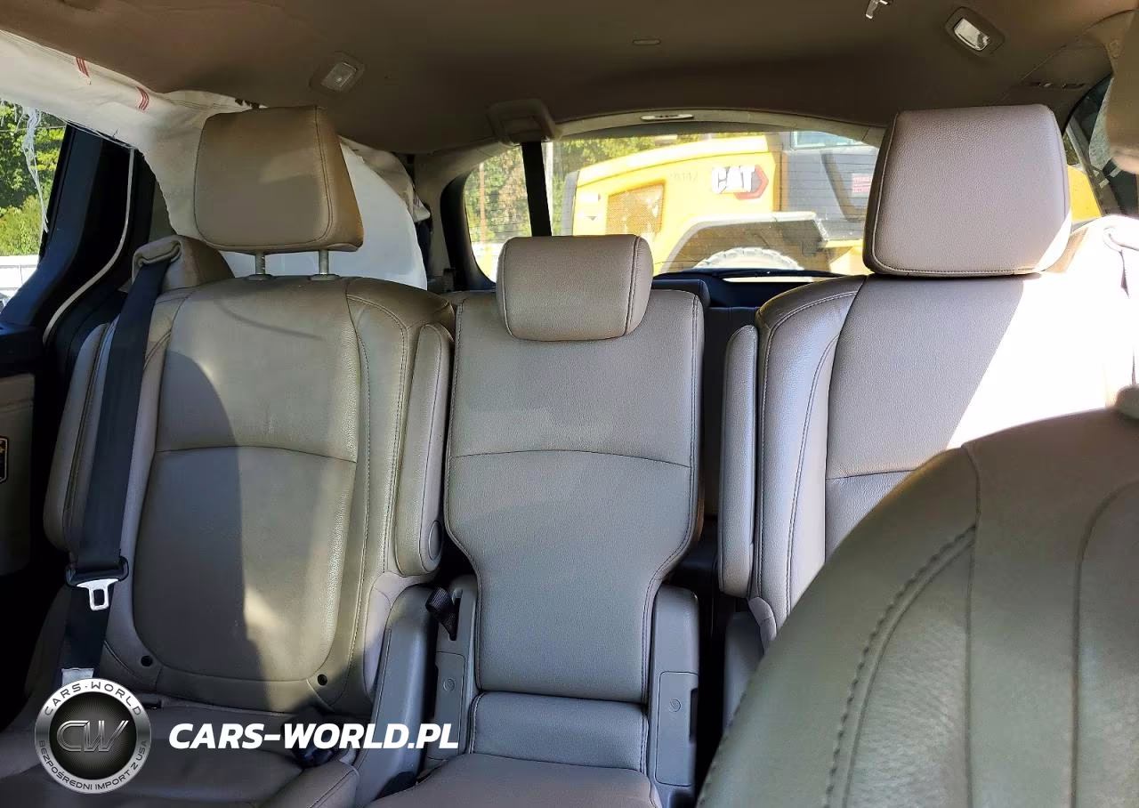 2022 Honda Odyssey Touring VIN:5FNRL6H86NB021262 - 10