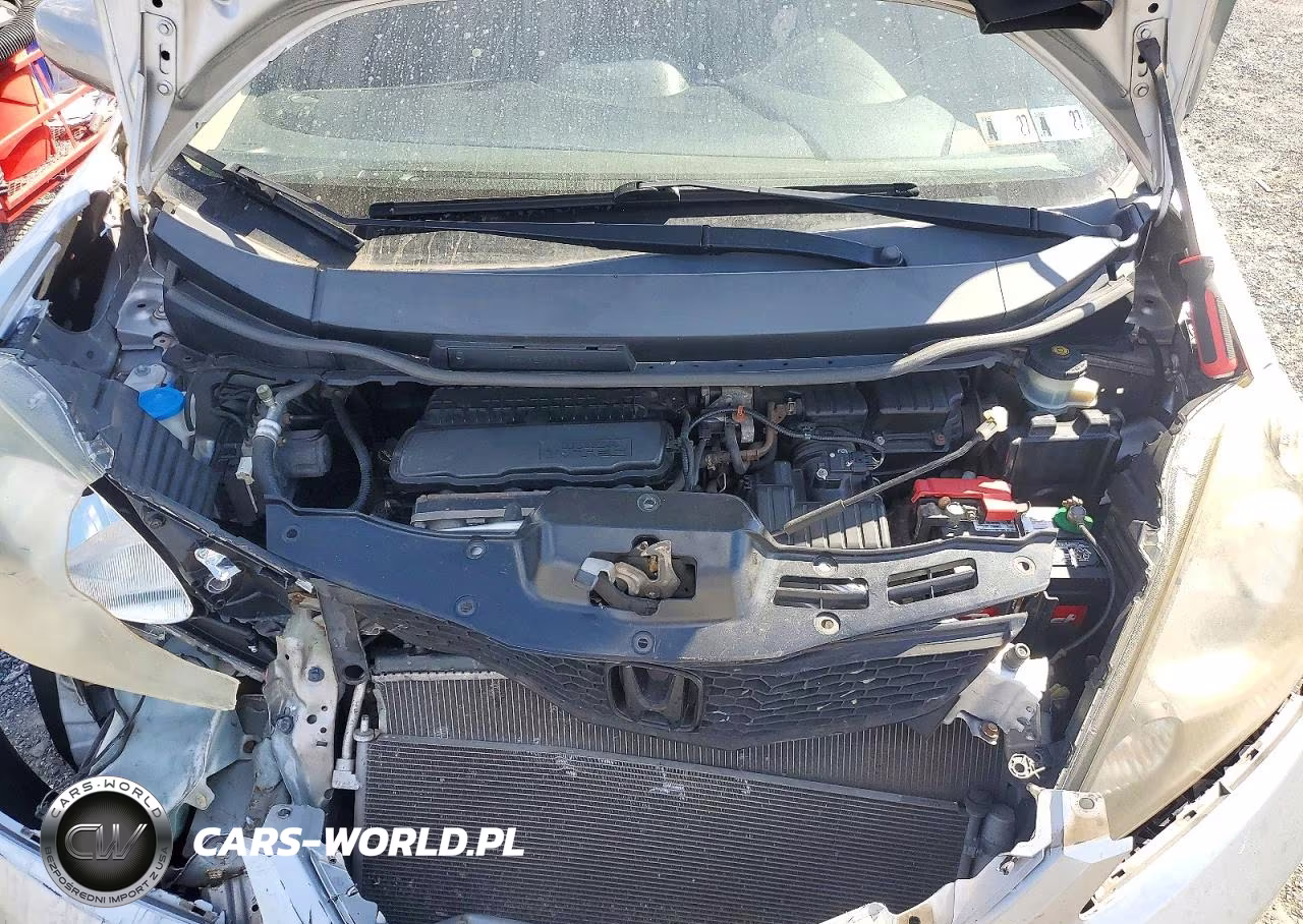 2013 Honda Fit VIN:JHMGE8H35DC042485 - 11