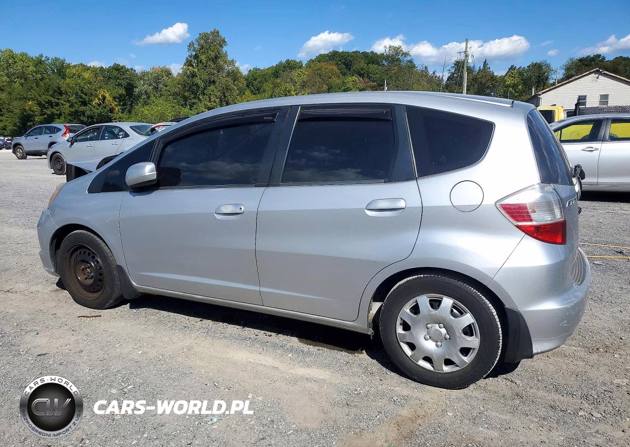 2013 Honda Fit VIN:JHMGE8H35DC042485 - 2