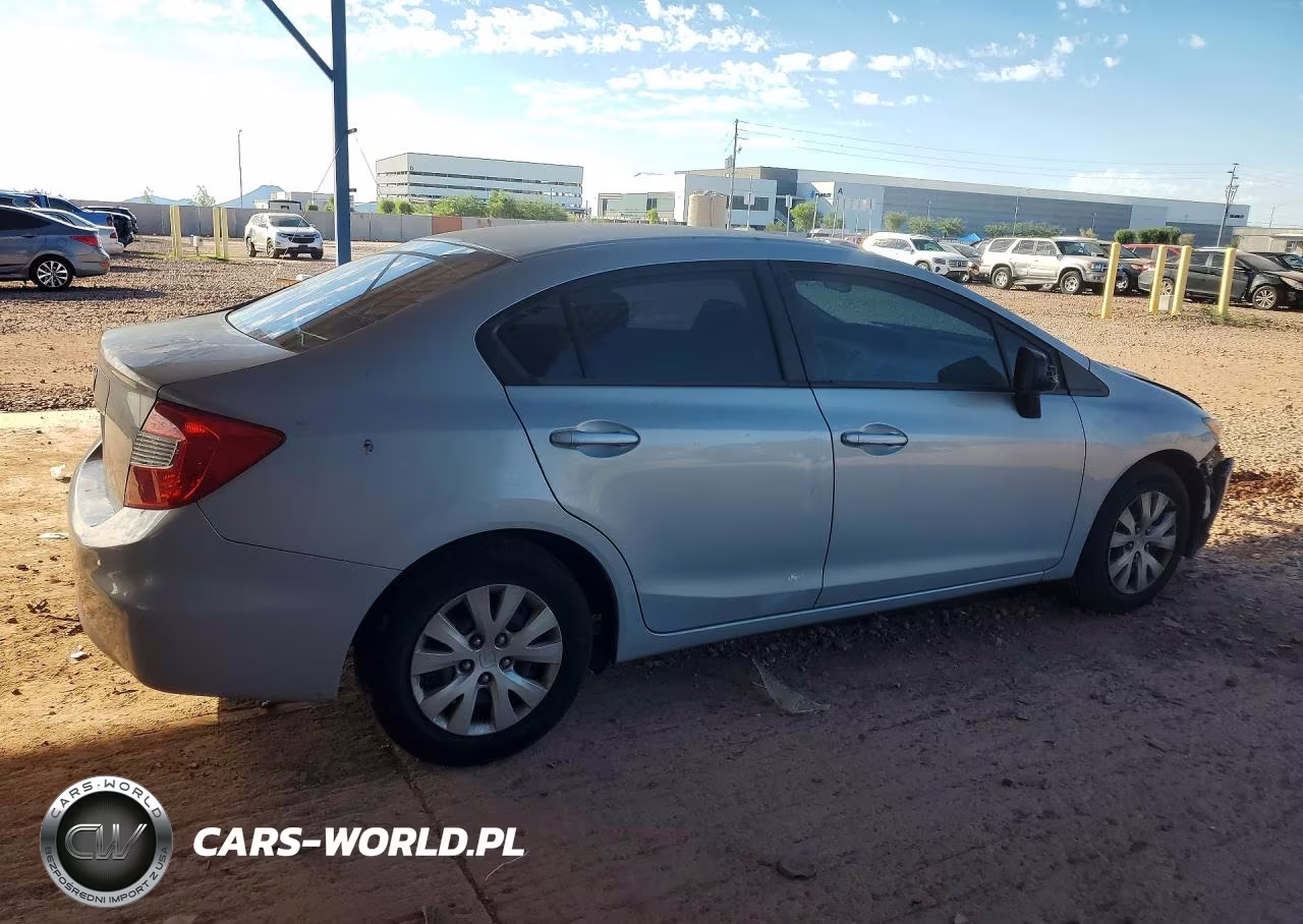 2012 Honda Civic Lx VIN:2HGFB2F51CH528747 - 3