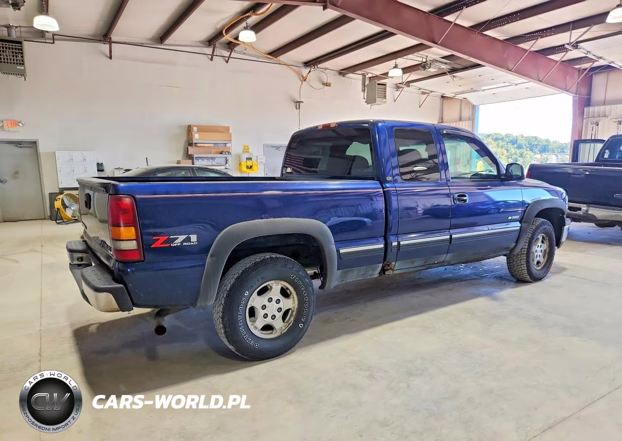 2002 Chevrolet Silverado K1500 VIN:2GCEK19V021274696 - 3