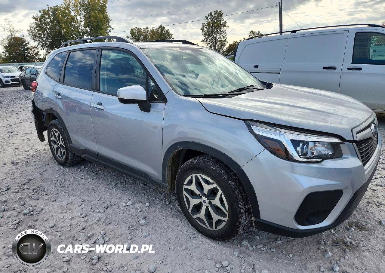 2020 Subaru Forester Premium VIN:JF2SKAJC9LH498904 - 4