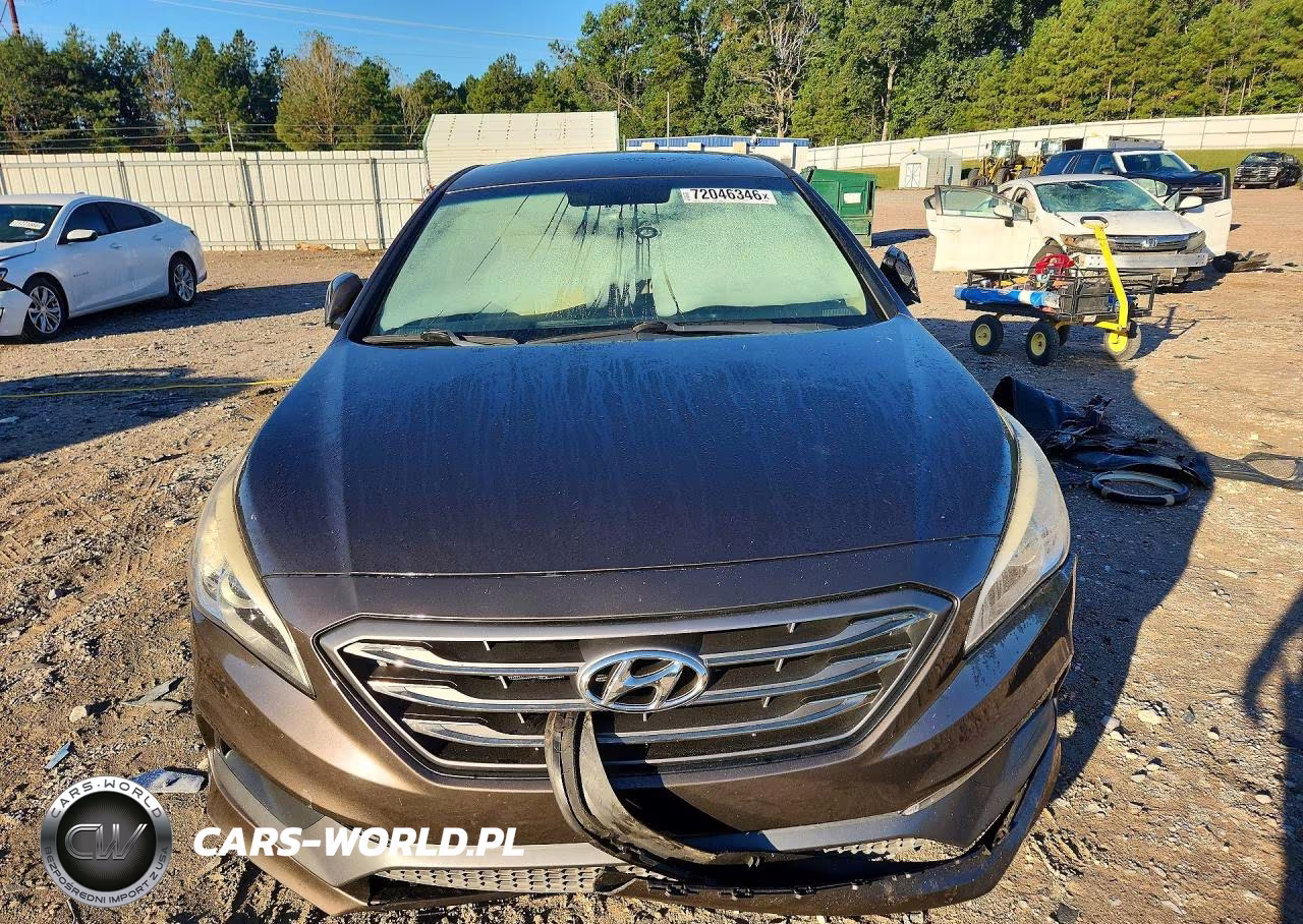 2016 Hyundai Sonata Sport VIN:5NPE34AF9GH328893 - 5