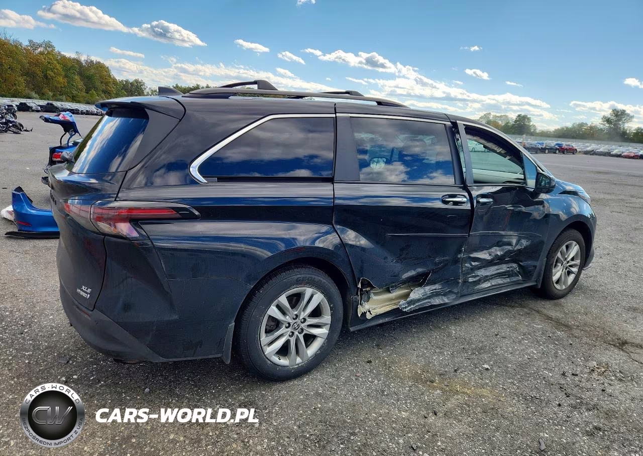 2023 Toyota Sienna Xle VIN:5TDJSKFC2PS103343 - 3