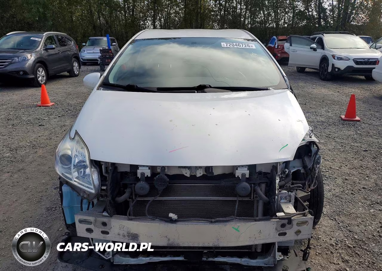 2015 Toyota Prius Two VIN:JTDKN3DU7F0406410 - 5