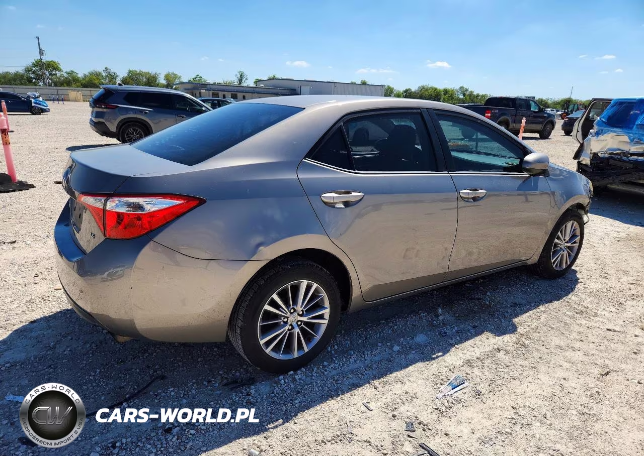 2015 Toyota Corolla Le Plus VIN:5YFBURHE2FP187693 - 3