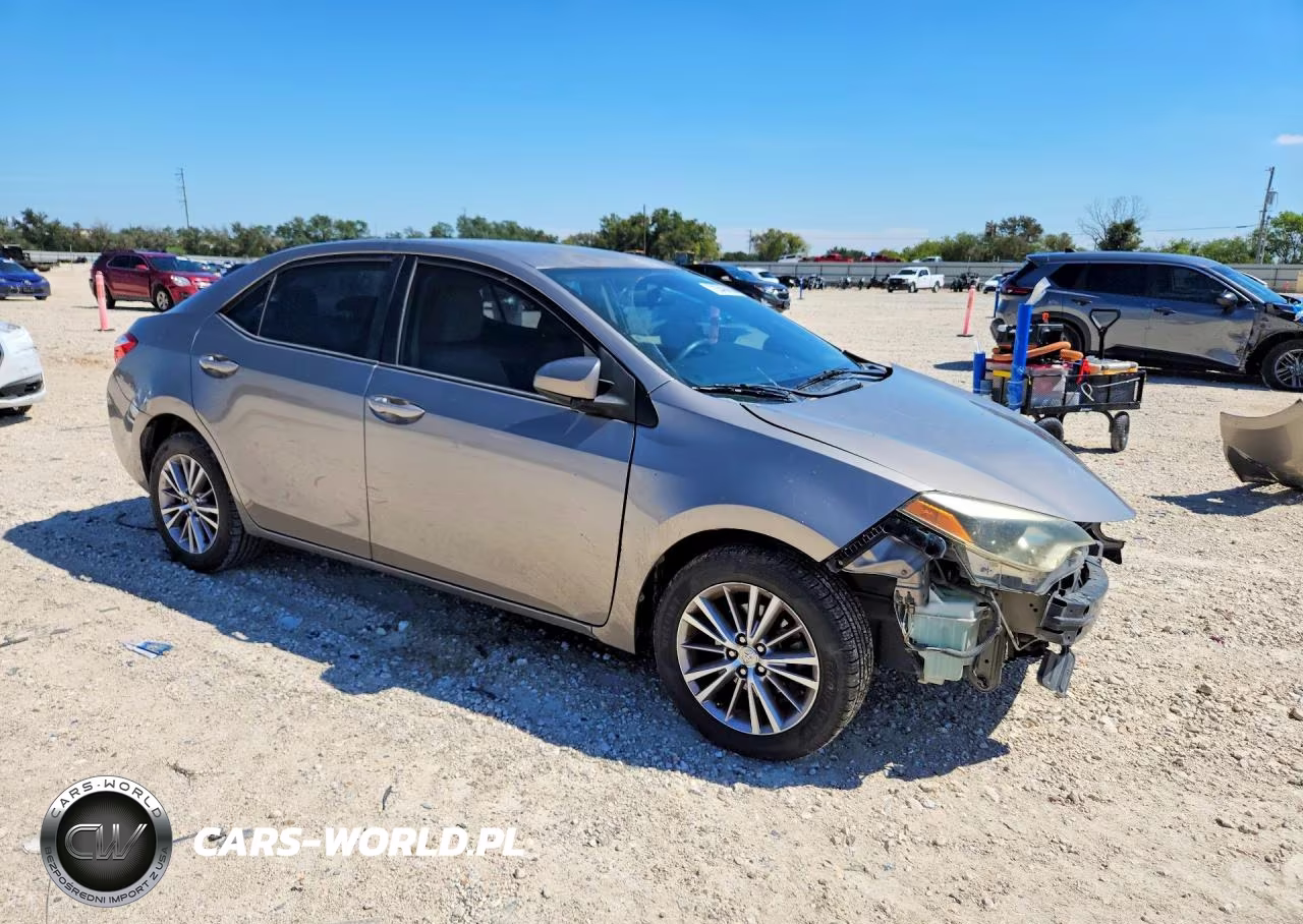 2015 Toyota Corolla Le Plus VIN:5YFBURHE2FP187693 - 4