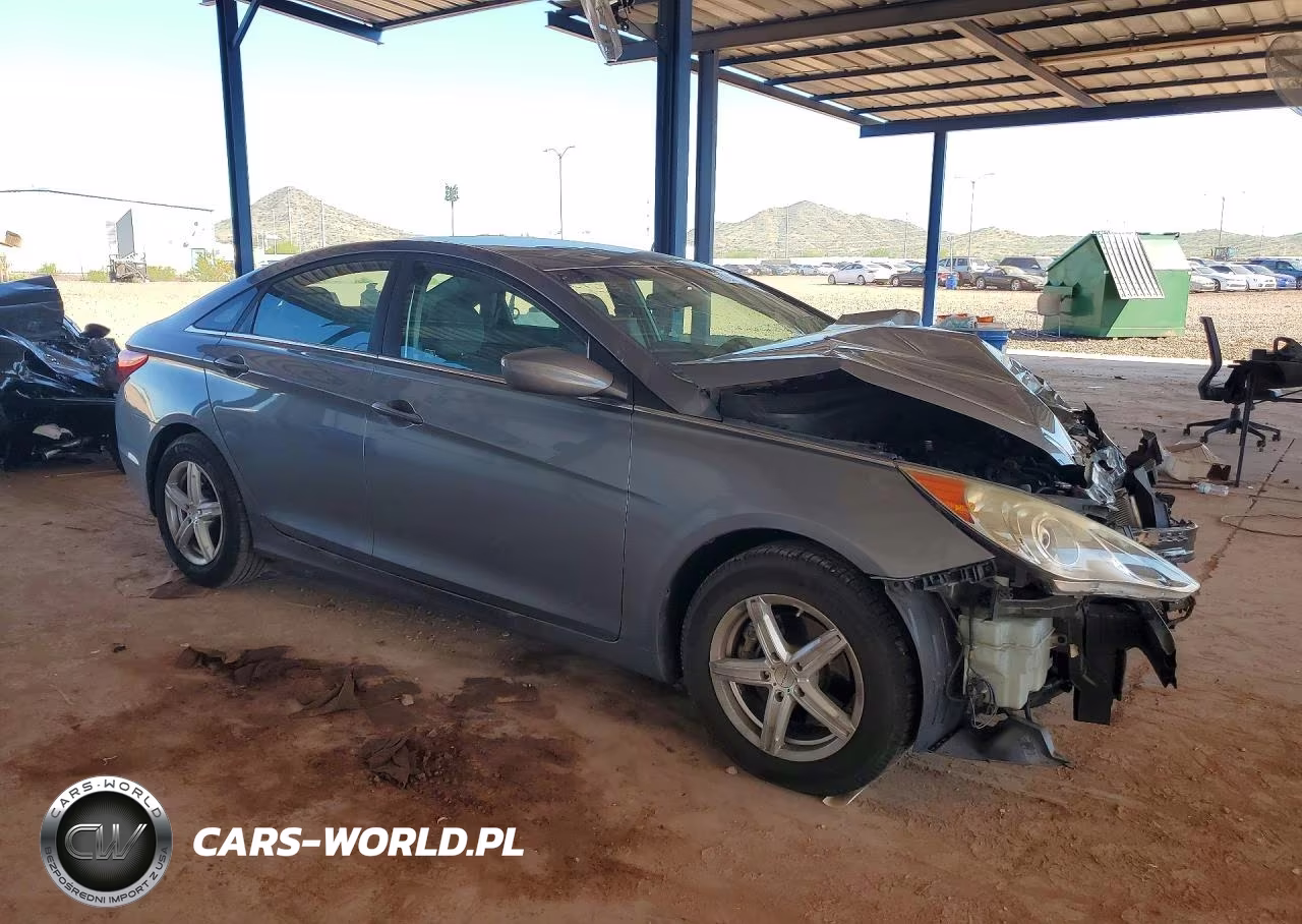 2011 Hyundai Sonata Gls VIN:5NPEB4AC0BH050709 - 4