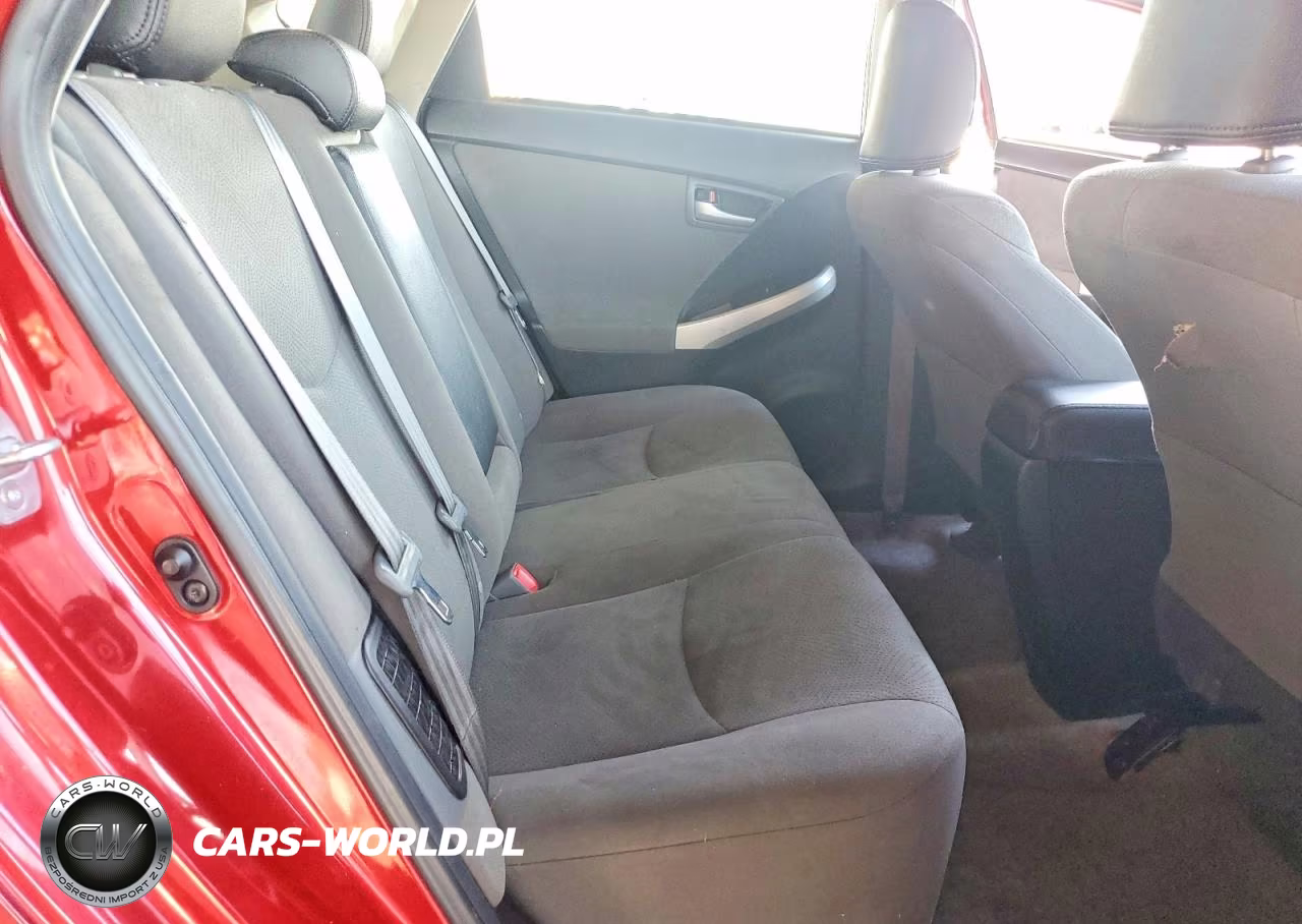 2014 Toyota Prius Two VIN:JTDKN3DU4E1809835 - 10